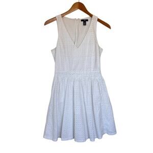 GAP Dress Women 6 White Eyelet Graduation Spring Church Coquette Cottagecore